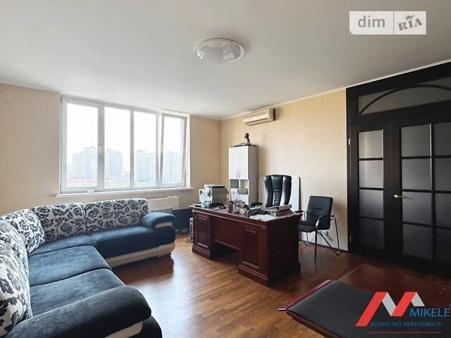 Sale of 2-room apartment 99.7 sq. m on Mykoly Bazhana Avenue 1M • I
