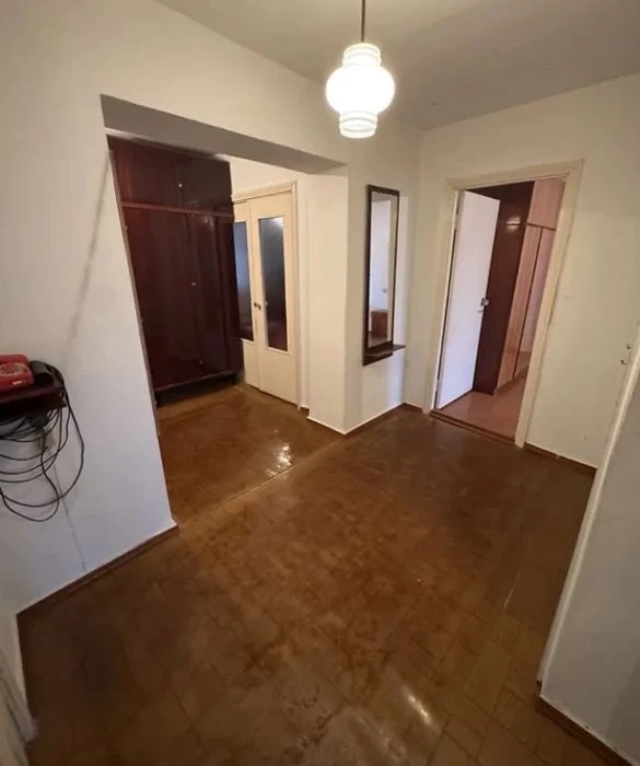 «ТОВСТОЛОБ»-продаж 2к квартири в районі 12 школи