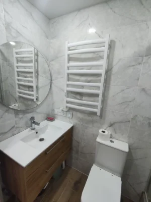 Продам 2х комнатную квартиру по улице