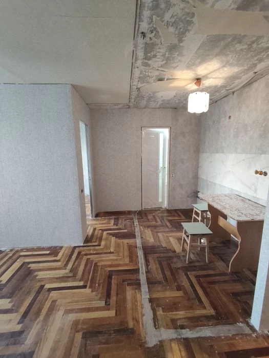 Продам 2х комнатную квартиру по улице