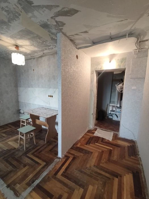 Продам 2х комнатную квартиру по улице