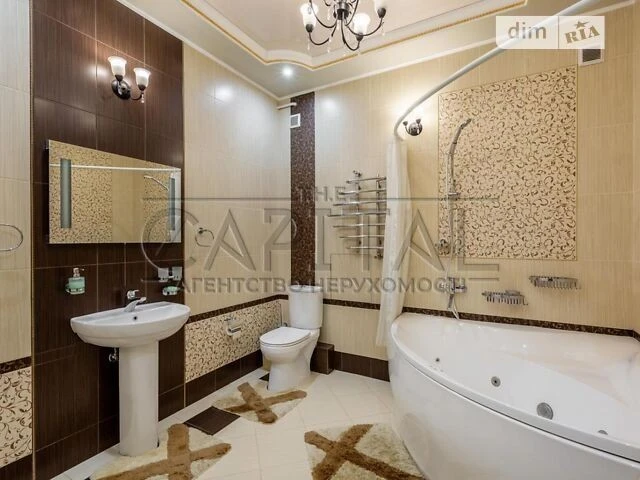 Sale of 4-room apartment 111 sq. m. on Mykola Mikhnovsky Blvd. 7 •