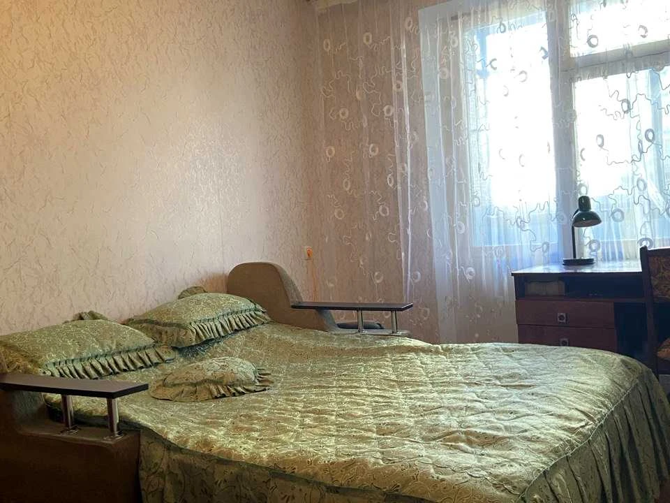 Apartment. Dnipro, Topolya-2 residential area, st.