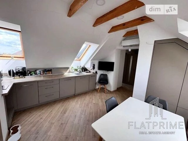 Sale of a stylish 2-room apartment in the residential complex "Successful Quarter"