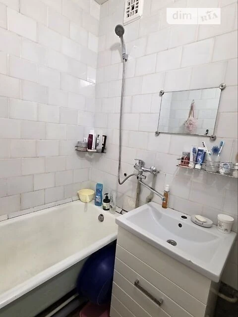 Sale of 2-room apartment 56 sq. m on Avtozavodskaya st. 25B • ID 3