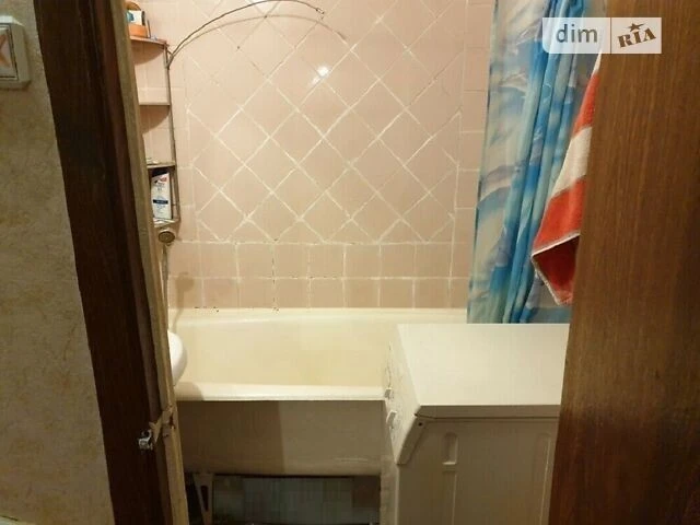 Sale of 3-room apartment 69.2 sq. m. on Mykola Zakrevskoho St. 31
