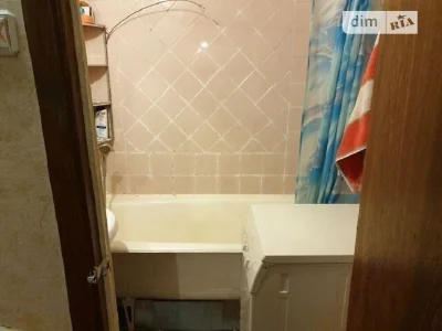 Sale of 3-room apartment 69.2 sq. m. on Mykola Zakrevskoho St. 31
