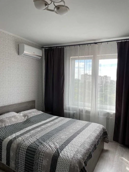 Donetsa 2 B, two-room apartment for sale
