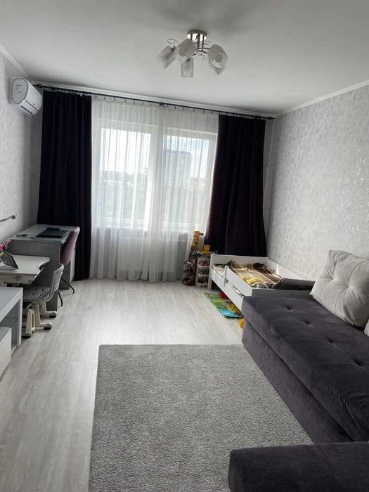 Donetsa 2 B, two-room apartment for sale
