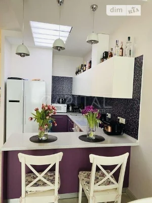 Продаж 1к квартири 67 кв. м на вул. Генерала Шаповала 2 • ID