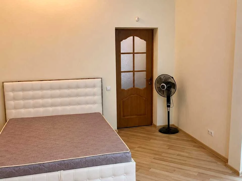 Apartment. Kharkiv, Blagovishchenska St. (Karl Marx St.)