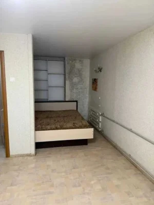 Продам просторную 1 комнатную квартиру 41 кв.м. на Б. Славы