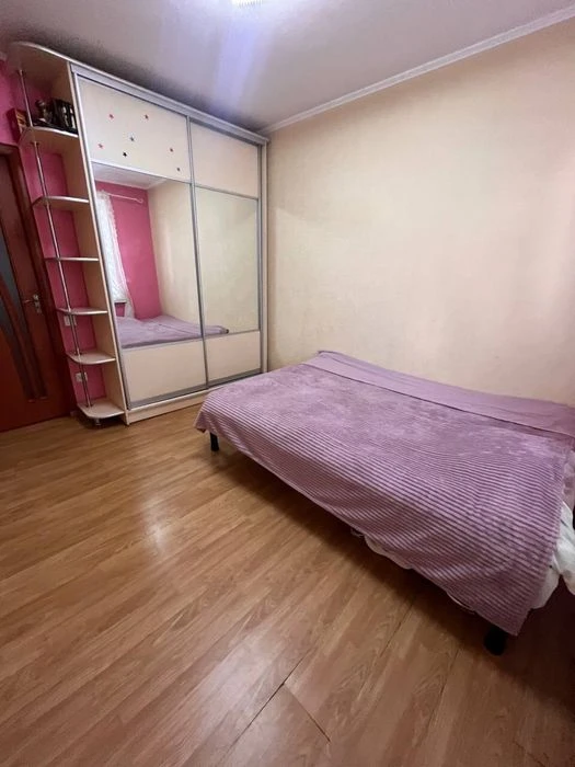 Продам 2к квартиру Ж/М Косиора, Слобожанский