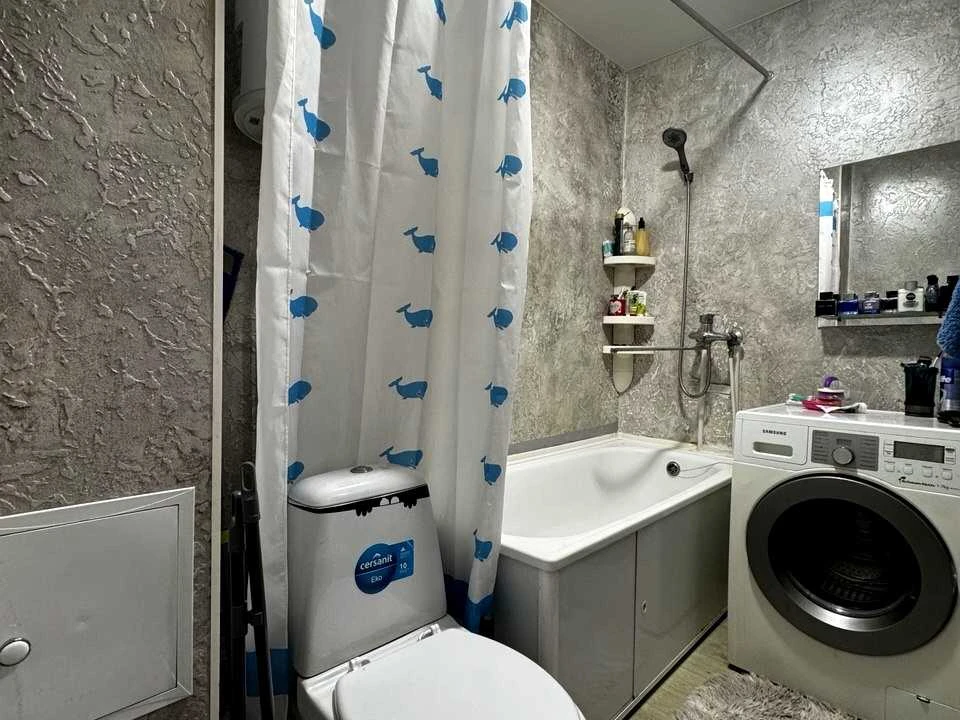 Квартира. Рівне, Романа Шухевича вул.