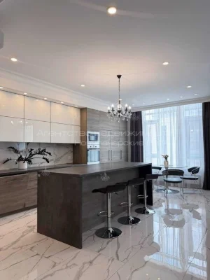 No % sale of a luxurious 3-room apartment in the residential complex "Boulevard Fo"