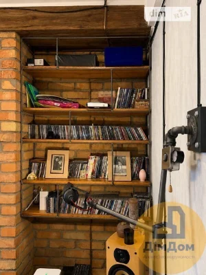Sale of 2-room apartment 49.5 sq. m. on Velyka Vasylkivska 1 st.