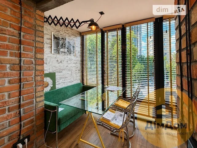 Sale of 2-room apartment 49.5 sq. m. on Velyka Vasylkivska 1 st.