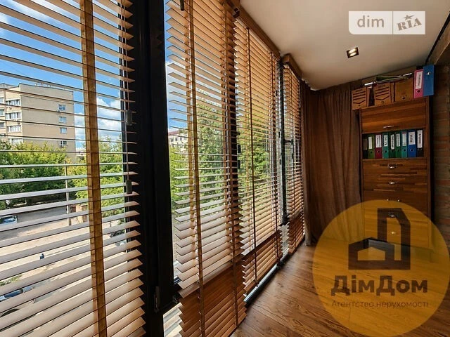 Sale of 2-room apartment 49.5 sq. m. on Velyka Vasylkivska 1 st.