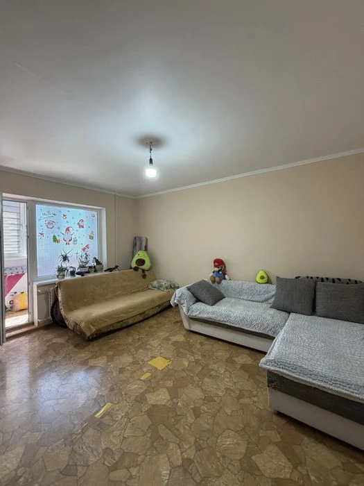 Продам 3-комн квартиру на Крымской, пос. Котовского.