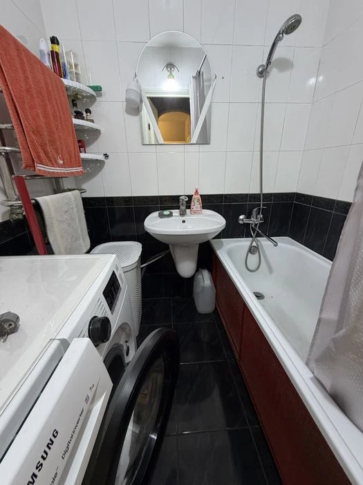 Продам 3-комн квартиру на Крымской, пос. Котовского.