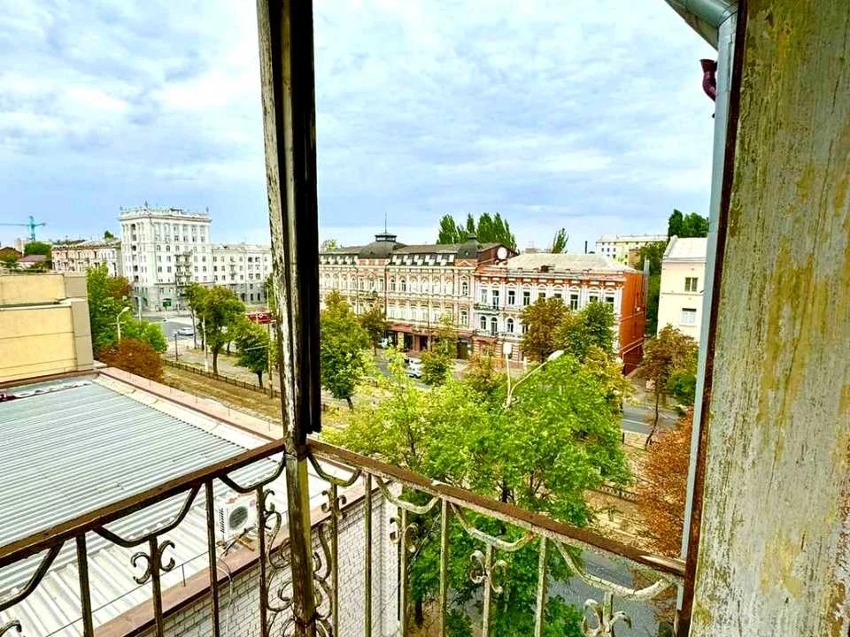 Квартира. Днепр, Дмитрия Яворницкого просп. (Карла Маркса)