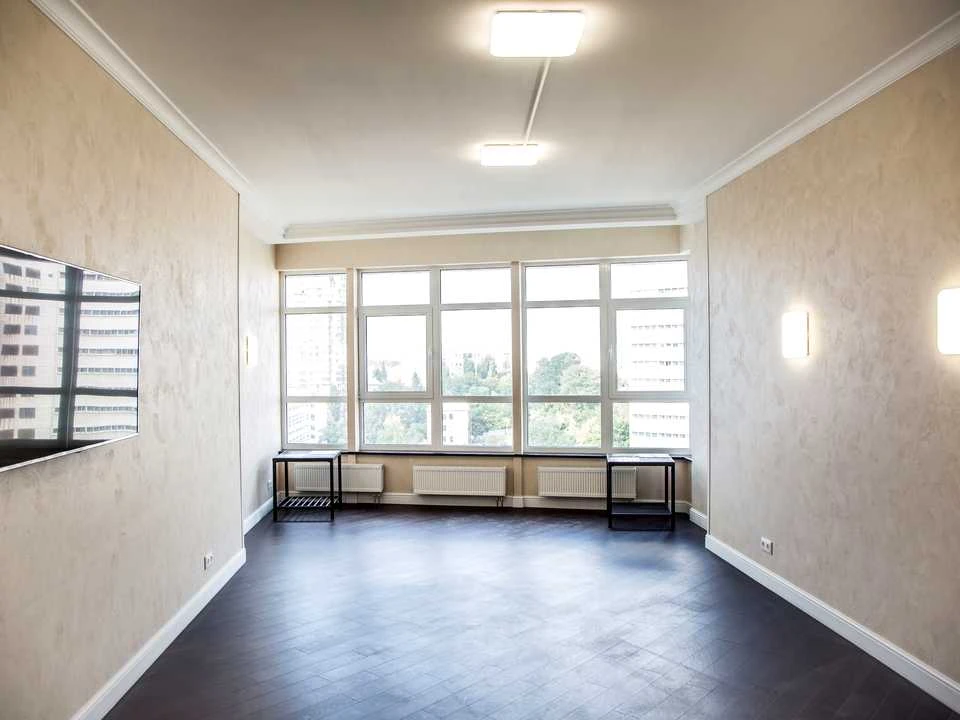 Apartment. Kyiv, Klovsky Uzviz