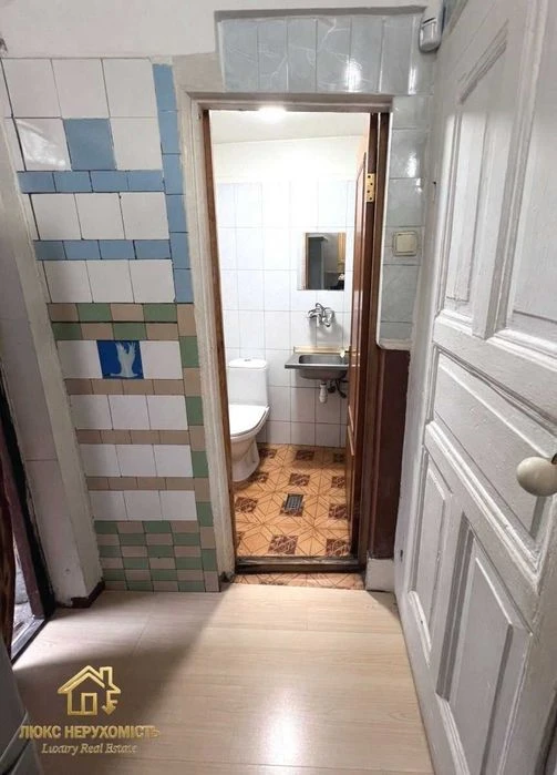 Продам 2 ком. квартиру пер. Ломаный (Скидановский спуск), Пр.