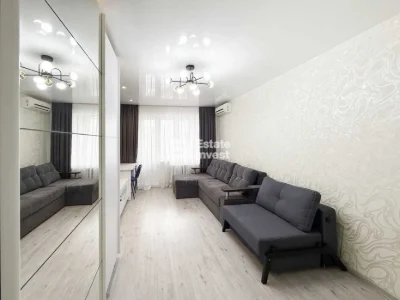 I will sell a 1-room apartment on Traktorostudivnyky Ave., 71D