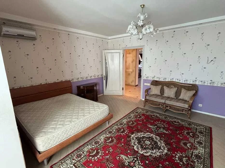 3-комнатная квартира в центре, ЖК "Синяя Птица", 482116