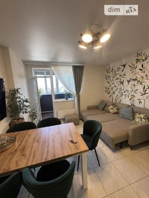 Sale of 3-room apartment 100 sq. m on Air Force Avenue 56B •