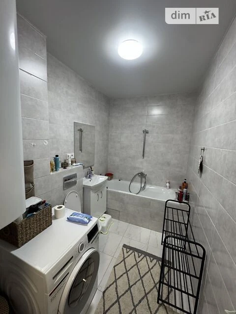 Sale of 3-room apartment 100 sq. m on Air Force Avenue 56B •