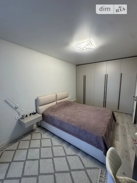 Sale of 3-room apartment 100 sq. m on Air Force Avenue 56B •