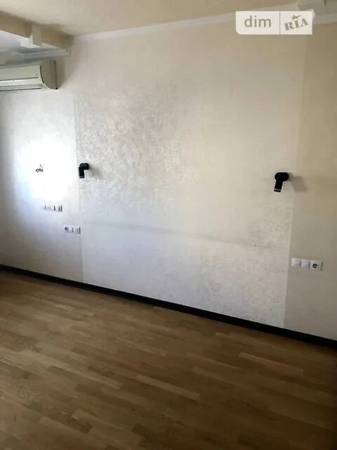 Sale of 3-room apartment 105 sq. m on Knyazhyi Zaton 2/30 street • ID