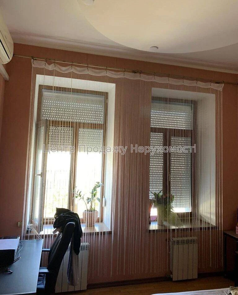 2-room apartment for sale, 5/5 floor, 63.4 m², Kyiv - wonderful in