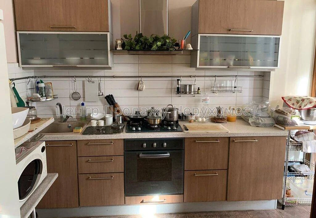 2-room apartment for sale, 5/5 floor, 63.4 m², Kyiv - wonderful in