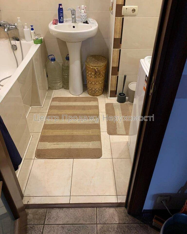 2-room apartment for sale, 5/5 floor, 63.4 m², Kyiv - wonderful in