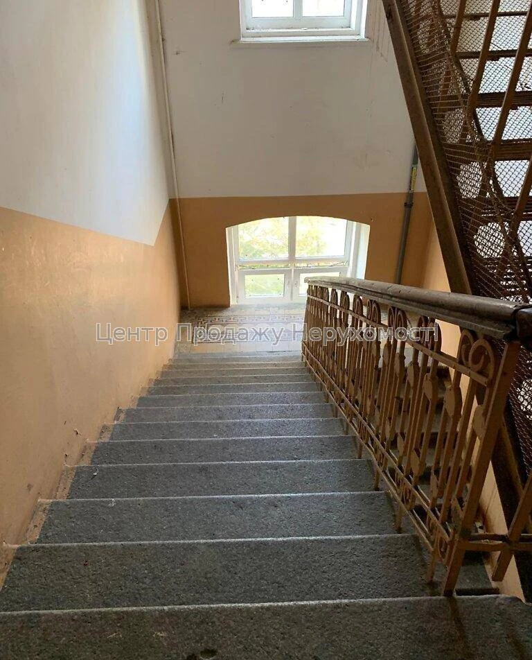 2-room apartment for sale, 5/5 floor, 63.4 m², Kyiv - wonderful in