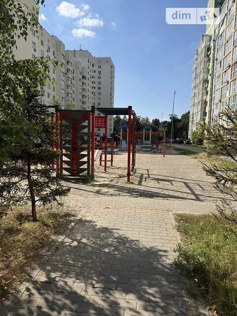 Sale of 2-room apartment 72.2 sq. m. on Borysa Antonenka-Davyd St.