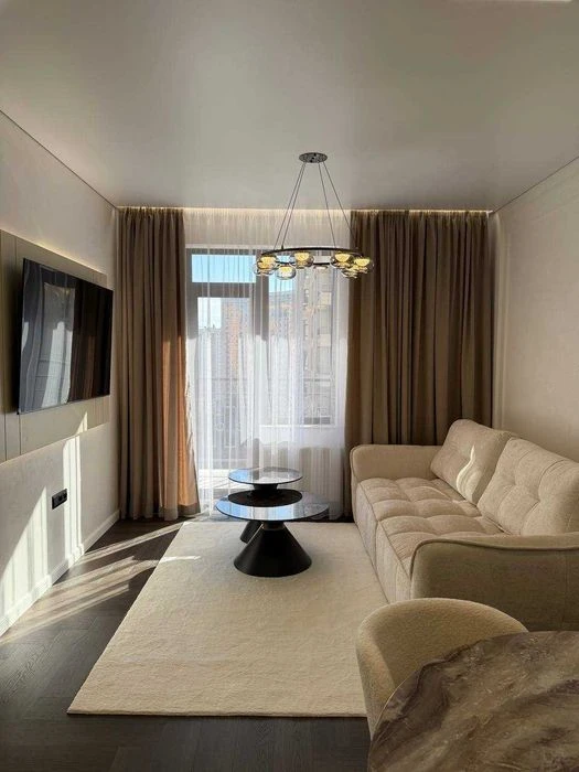 Large 2-room apartment of 80 m in the Rodos residential complex, Genoa/Arkadia. P