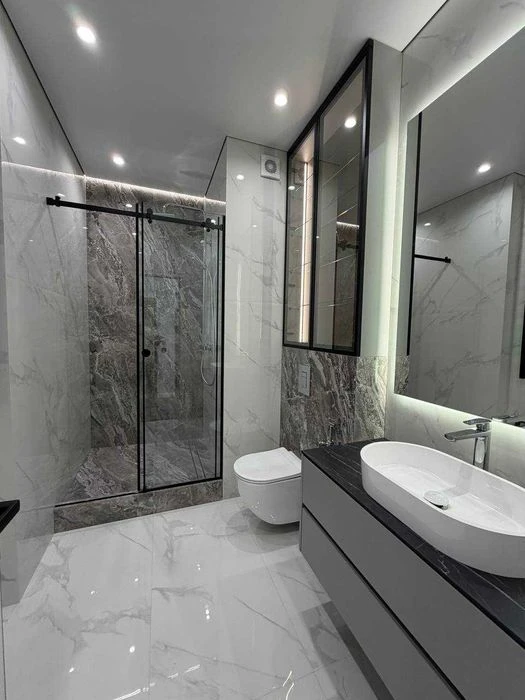 Large 2-room apartment of 80 m in the Rodos residential complex, Genoa/Arkadia. P