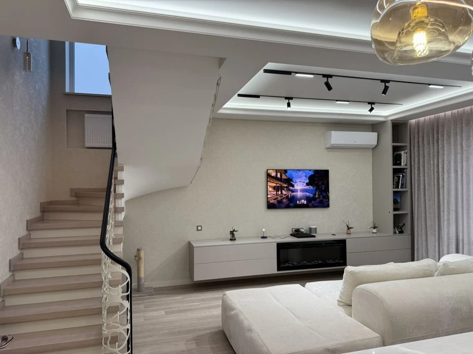 New house of 150 m2, district of Kovalevsky Rassrochka