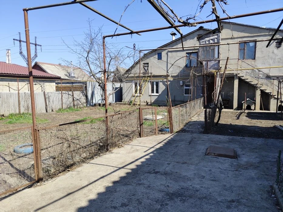 I will sell a house on Lenposelka
