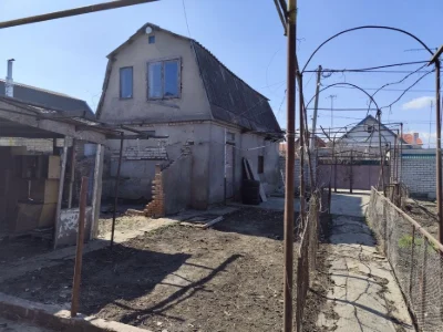 I will sell a house on Lenposelka