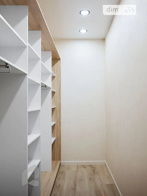 Sale of 2-room apartment 66.16 sq. m. on Oleksandra Olesia St. 23A