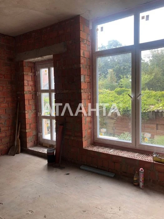 Dobrotnyi red brick house on Tairov