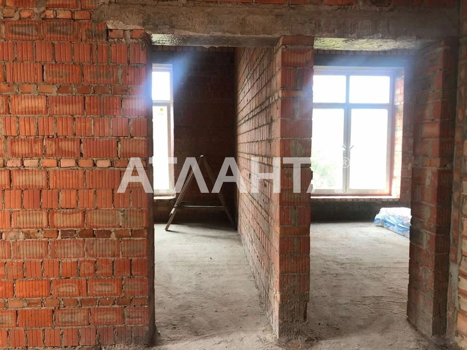 Dobrotnyi red brick house on Tairov