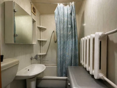Продаж 2 кімнатної квартири в центрі міста Укомплектована