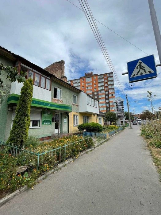 Продаж 2 кімнатної квартири в центрі міста Укомплектована