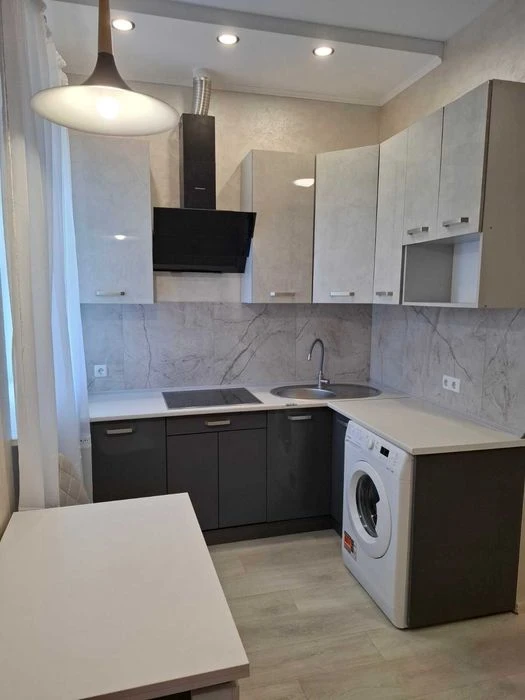 Продам 1 к. квартиру в г. Винница по пер. Ясном.