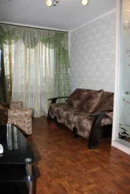 Selling 1 room, major renovation, Osnova.